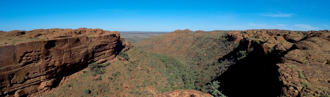 Melbourne-Darwin Day 11 / Kings Canyon – Yulara (Uluru) 265km